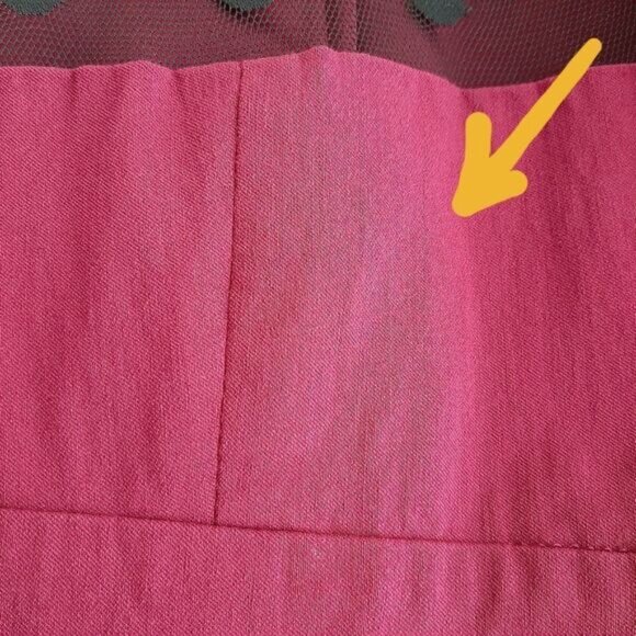 TORRID / Fitted Stretchy Peplum Top w/ Mesh Yoke Sweetheart Pink Sz L Flawed - Picture 9 of 11